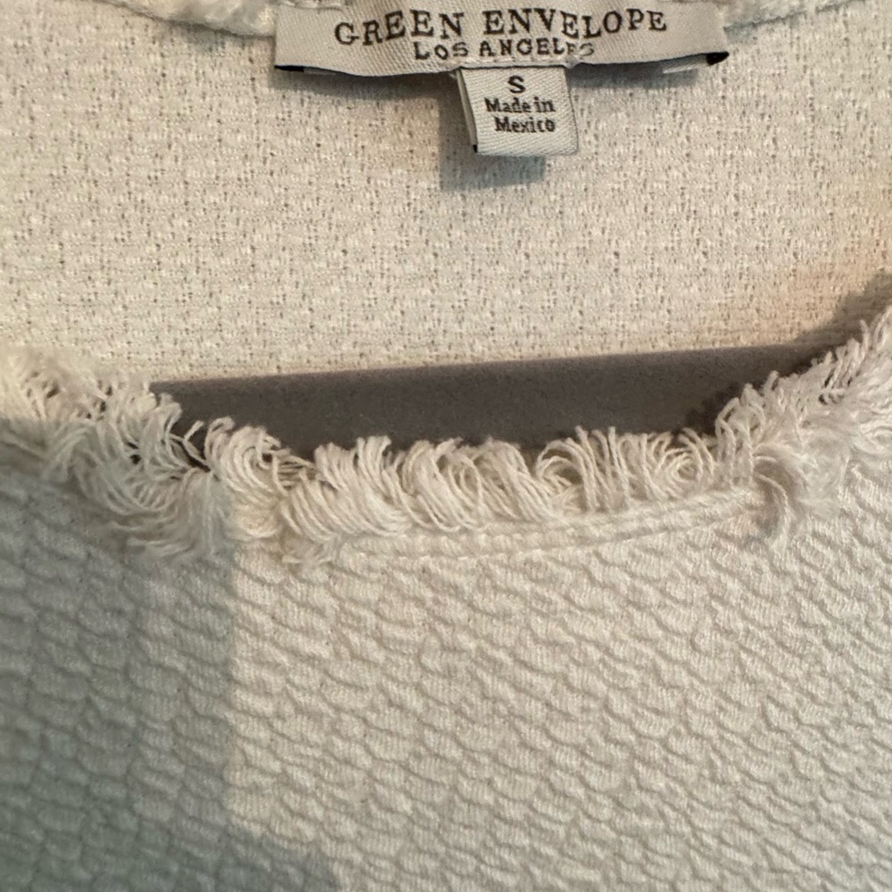 GREEN ENVELOPE short sleeve top with fringe detail, size S, EUC, ivory color - Picture 3 of 3